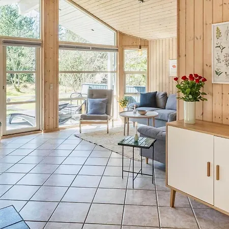 Ve286-vejers-strand-gogevej-18 Semesterbostad *